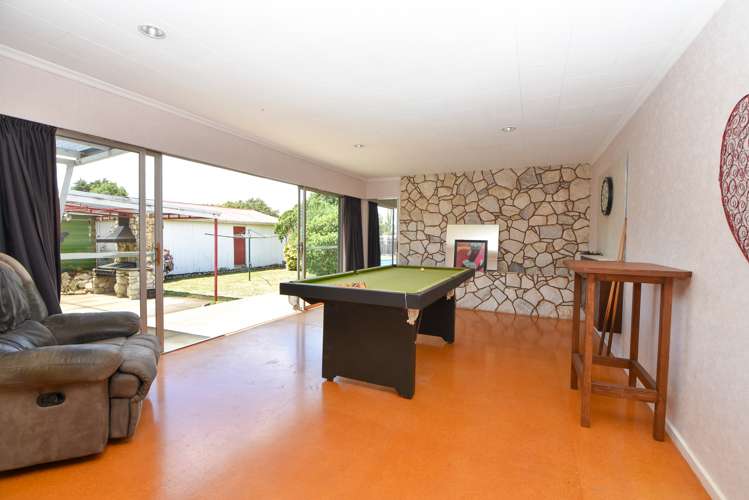 485 High Street South Carterton_8