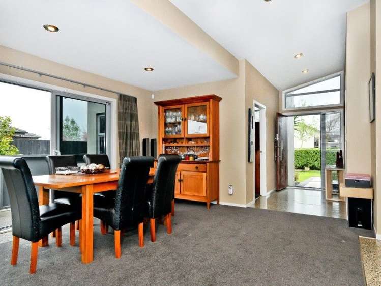 73 Wiltshire Drive Huntington_18