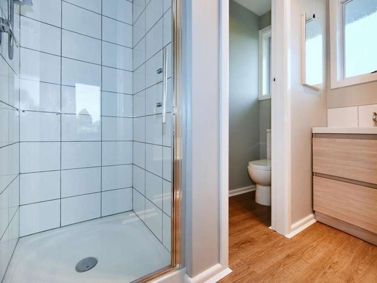 58 Charles Upham Avenue Hillmorton_16