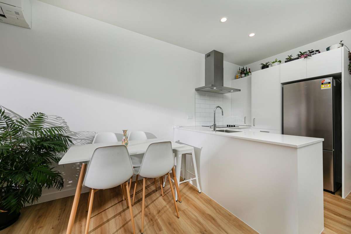 16/161 Arthurs Point Road_3