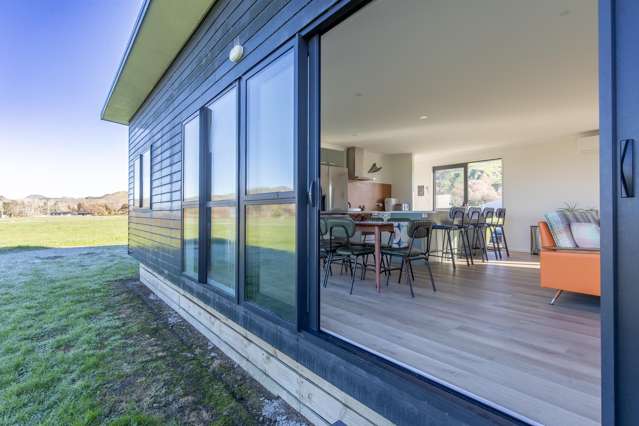 55 Punawaitai Road Pourerere_3