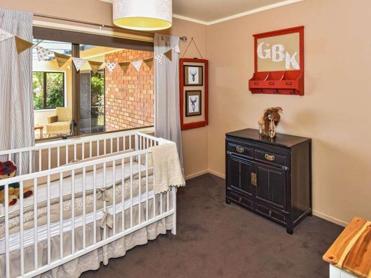 3 Tilia Place Totara Heights_12