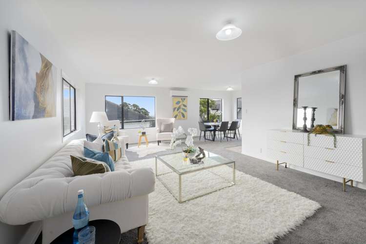 4229 Great North Road Glendene_26