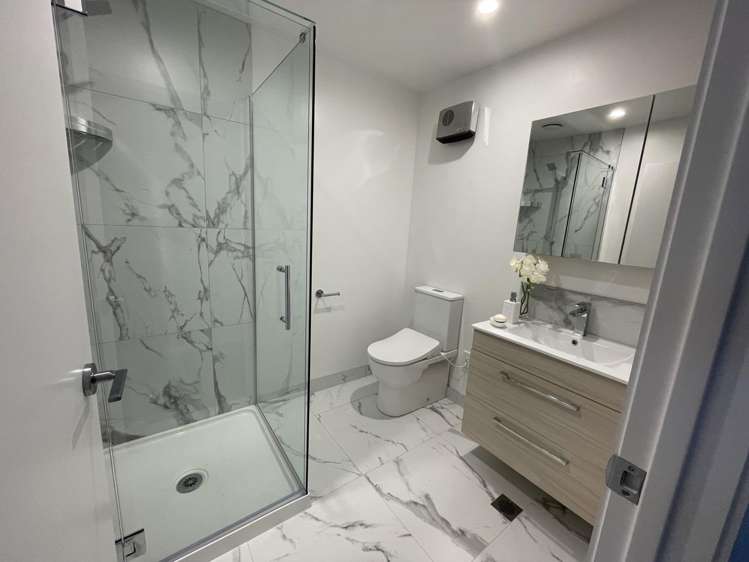 11/22 Yeovil Rd Te Atatu Peninsula_8