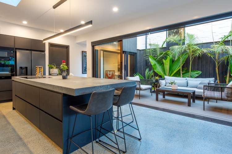 285a Beach Road Campbells Bay_11