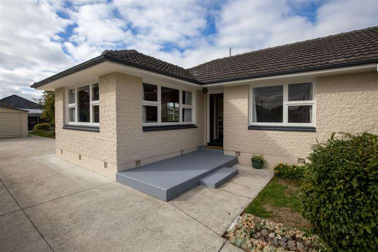 56 Greenhaven Drive Burwood Christchurch City Houses for Sale