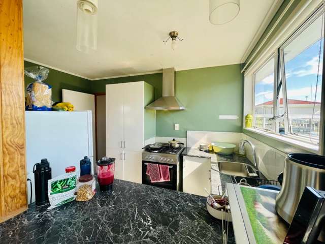 2/145 Te Irirangi Drive Flat Bush_1