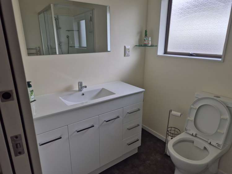 71f Queen Street Pukekohe_16