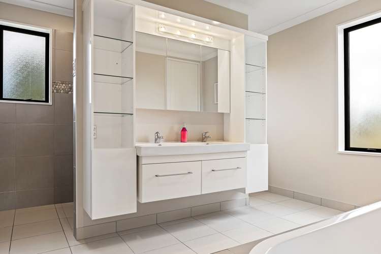 10a Crawford Close Amberley_13