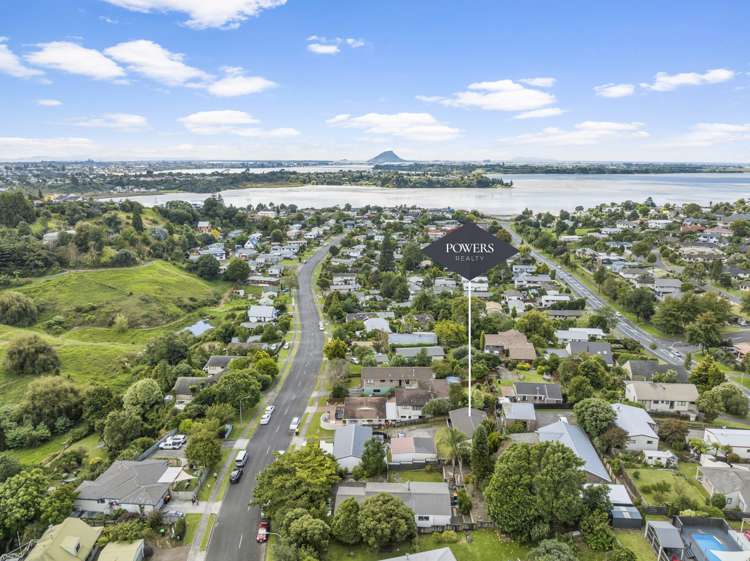 74b Resolution Road Welcome Bay_1