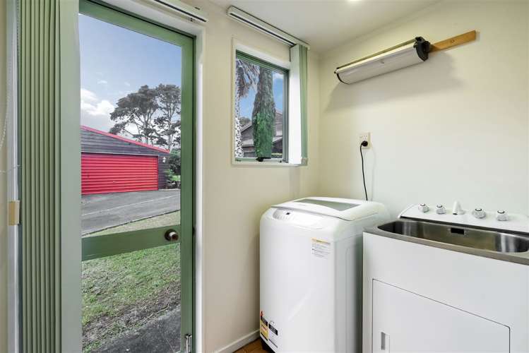 13 Redfern Lane Glenfield_12