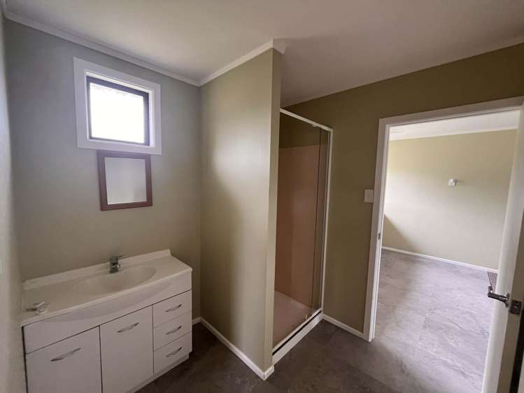 19 Dundas Street Porangahau_9