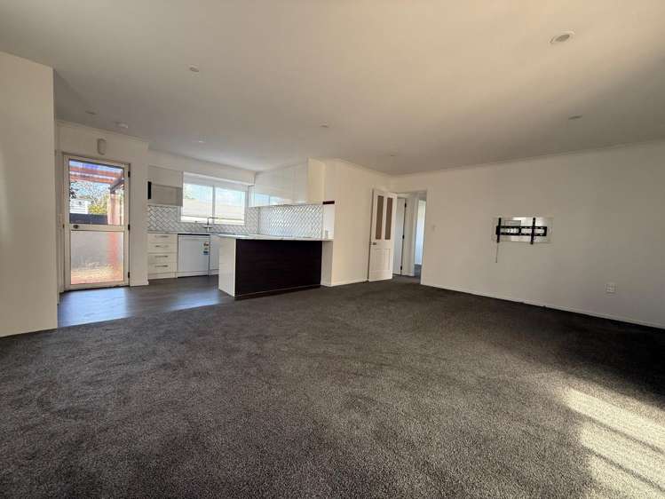 4 Lickfold Lane Pukete_13