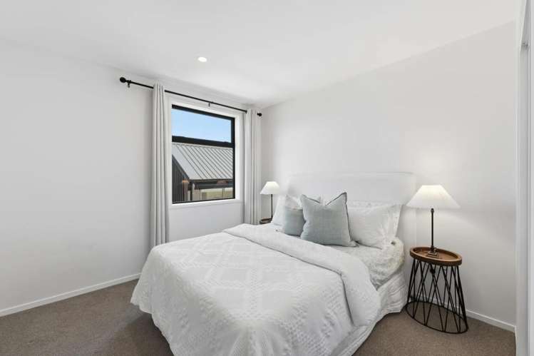 54 Tahuhu Road Mt Wellington_11