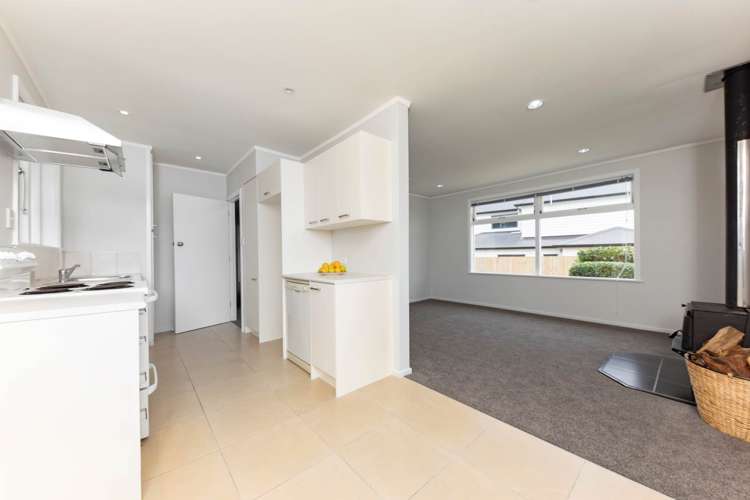 7 Glengarry Road Glen Eden_8