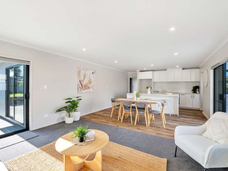 13 Olney Court One Tree Point One Tree Point_16
