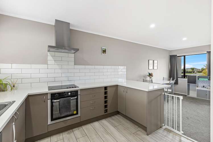 2/2 Forsythe Place_5