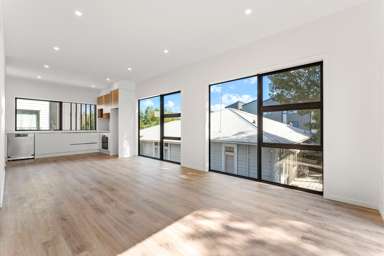 1,3,7/53 Aranui Road_4