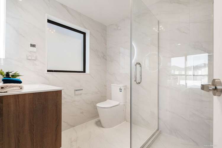 28 Cooladawson Drive Flat Bush_12