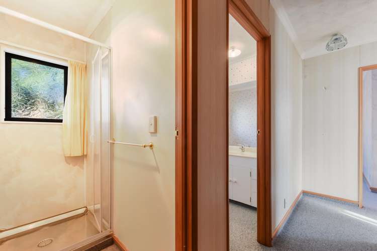 48 Farnham Drive Richmond_17