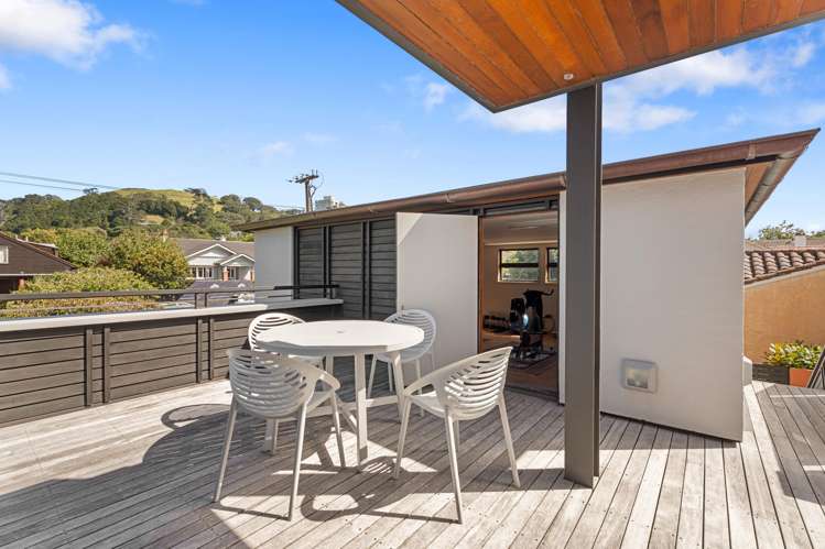 8 Shipherds Avenue Epsom_9