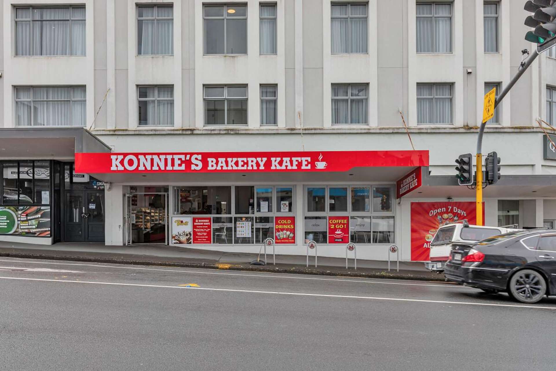 Unit 6, 58 Bank Street Central Whangarei_0