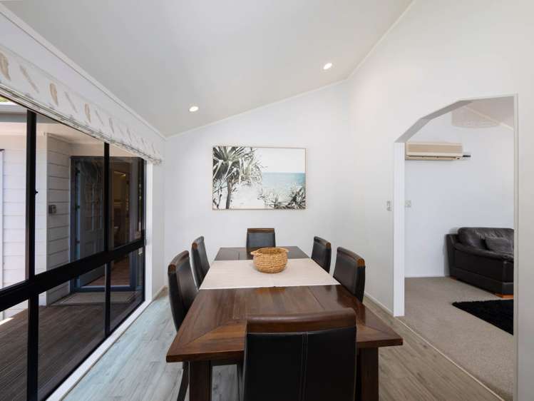 1 Garden Court Haruru_12