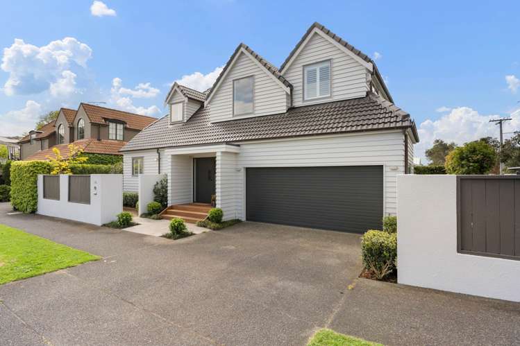 16 Komaru Street Remuera_26