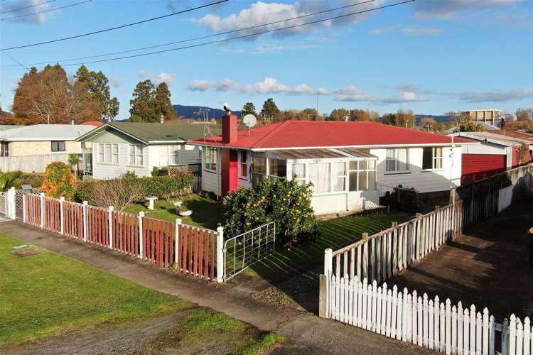 6 Dearle Street Paeroa_9