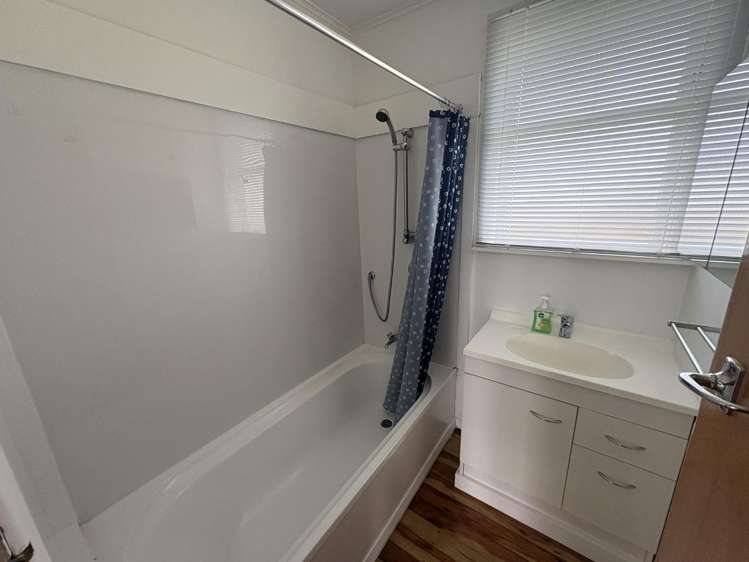8 Awatea Street 10516_7