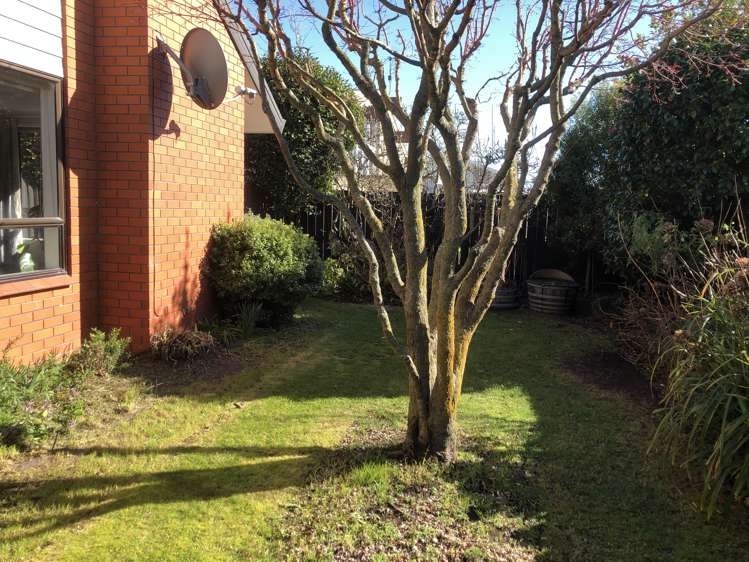 2 Williamson Place Allenton_16