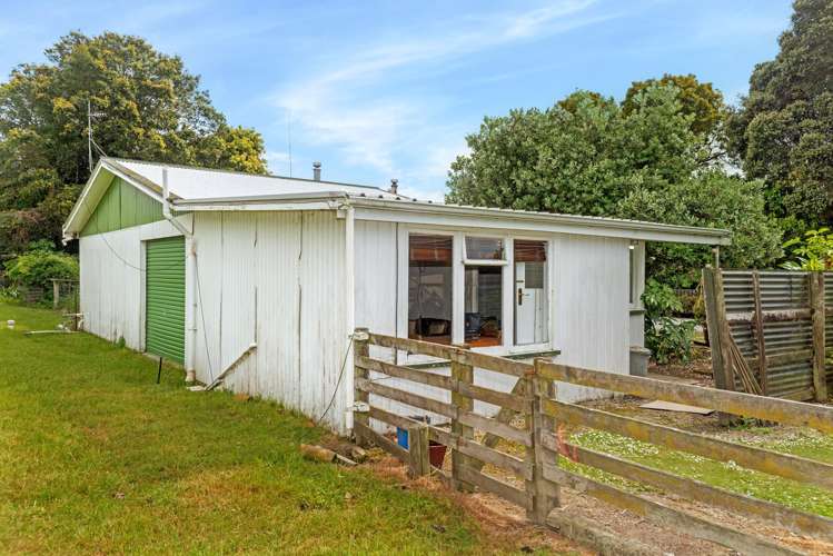 3 River Road Matawhero_21