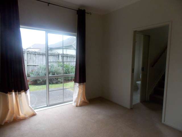 21 Mulvaney Crescent Henderson_3