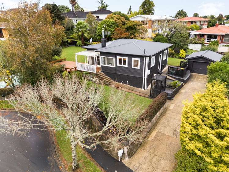 24 Sutton Crescent_0