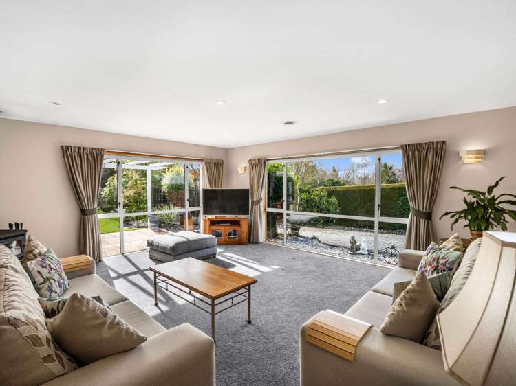 1731 Cust Road Cust_1