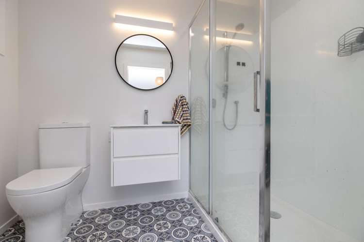 12 Tui Road Raumati Beach_21