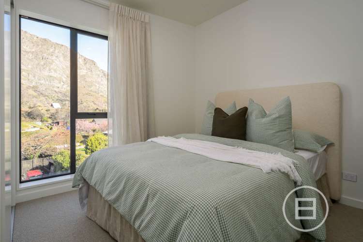 4 Canyon Rise Arthurs Point_22