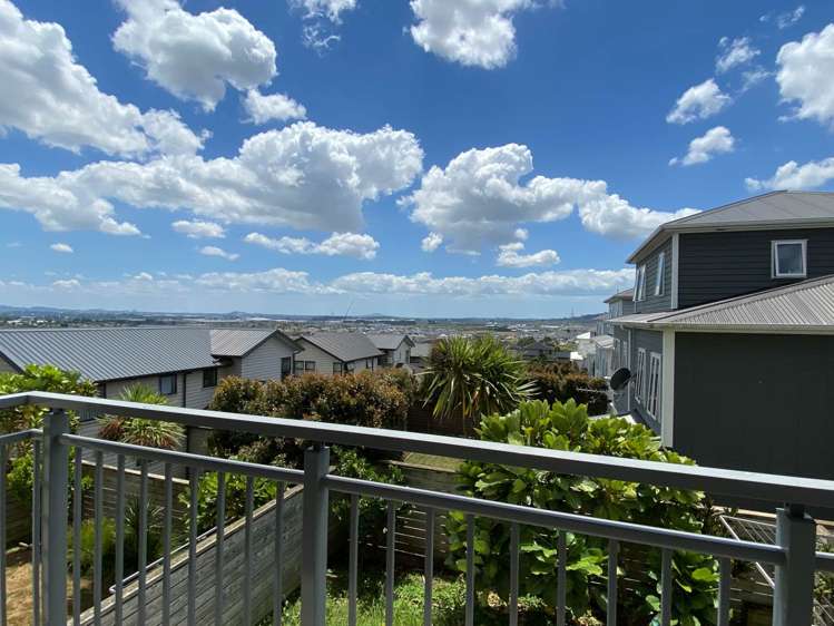 100 Arrowsmith Drive Flat Bush_5