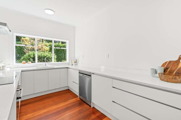 52 St Leonards Drive St Leonards_11