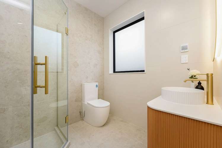 16 & 16A Katote Avenue Swanson_30
