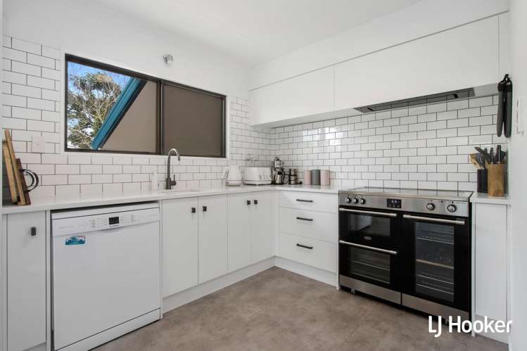 19 Tatai Road Bowentown_13