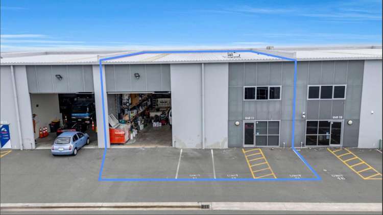 Unit 11, 19 Nga Mahi Road_0