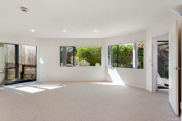 1/12 Wernham Place Northcote_4