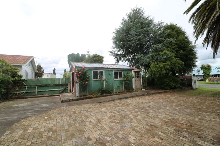 16 Vospers Road Lichfield_13