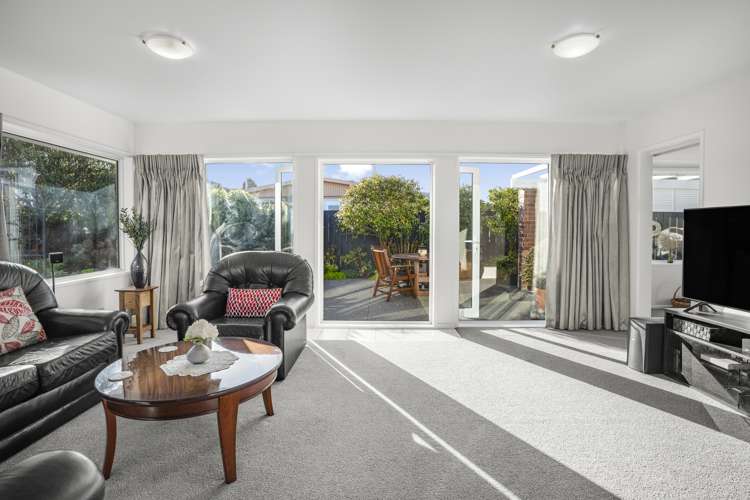 20 Reese Jones Grove Maungaraki_7