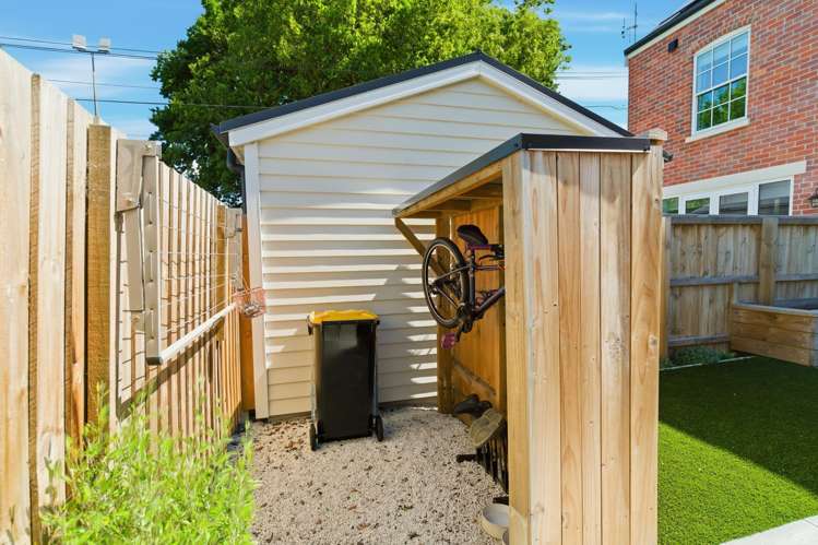 12 Bunyan Street Waltham_17