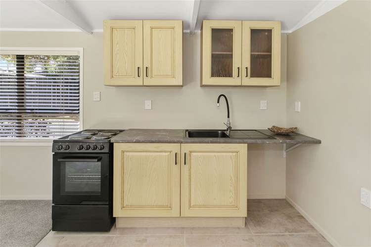 19A Leaming Place Clarks Beach_16