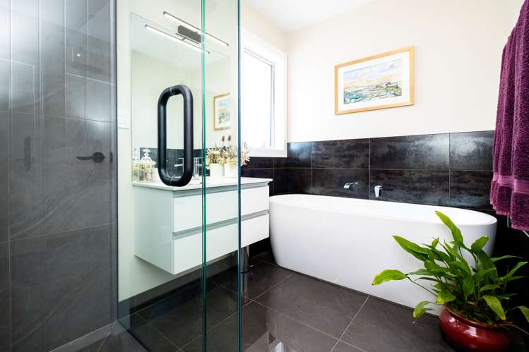 10 Grooby Place Havelock North_16