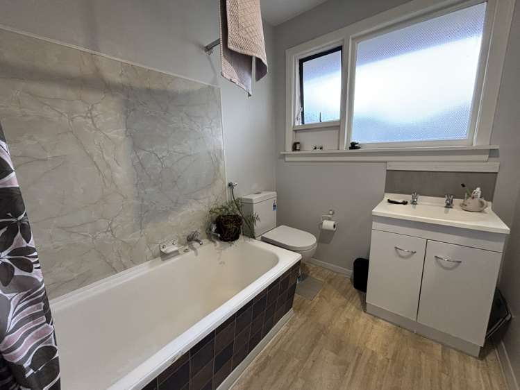 2/597 Cashel Street Linwood_6