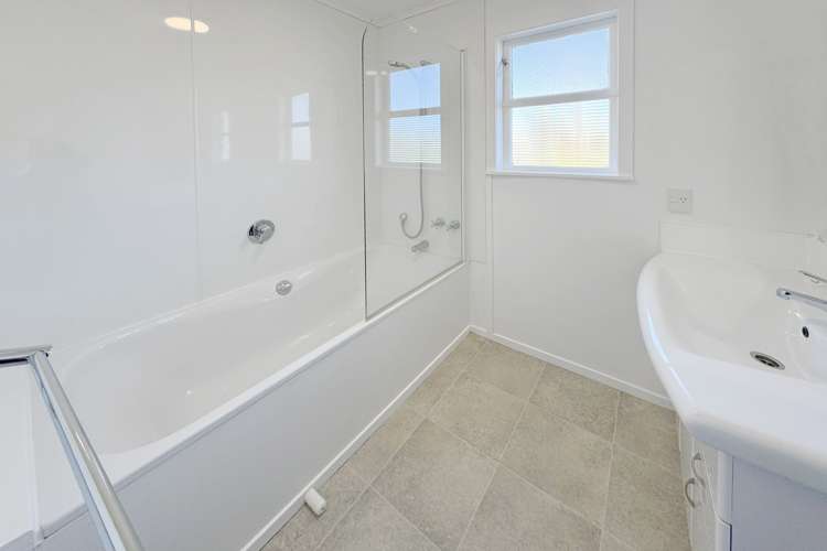 20 Blake Street Porangahau_10